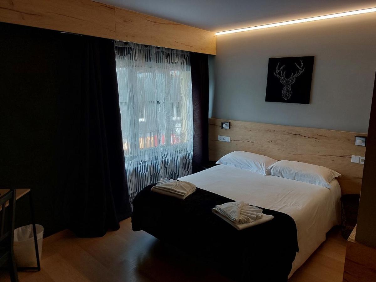 Hotel Mirtil ปาสเดลากาซา ภายนอก รูปภาพ